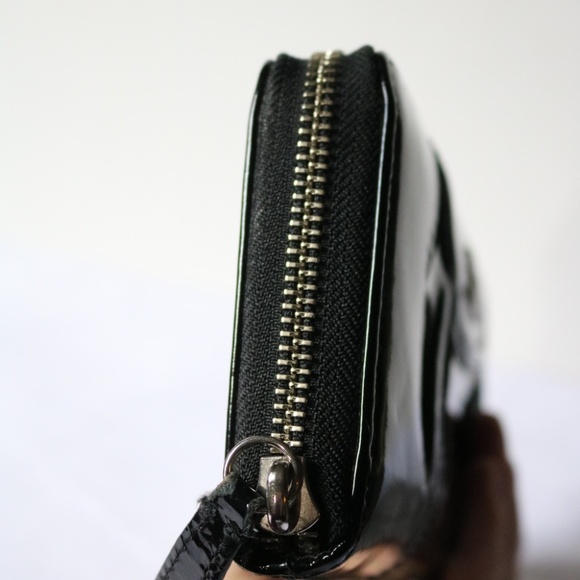 COACH Vintage Black Patent Leather 'Madison' Zip Around Pleated Wallet - Picture 5 of 7